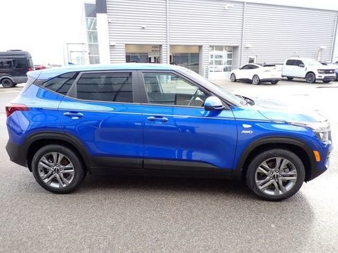 Certified 2023 Kia Seltos LX image 8