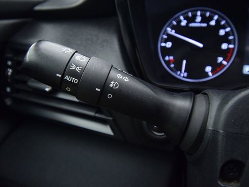 Used 2024 Subaru Outback Premium image 35