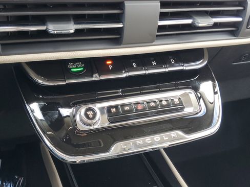 New 2026 Lincoln Corsair Premiere image 22