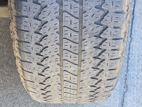 Used 2022 GMC Sierra 1500 SLT image 11