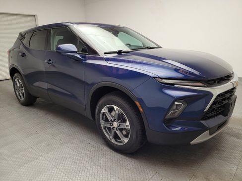 Used 2023 Chevrolet Blazer LT FWD image 11