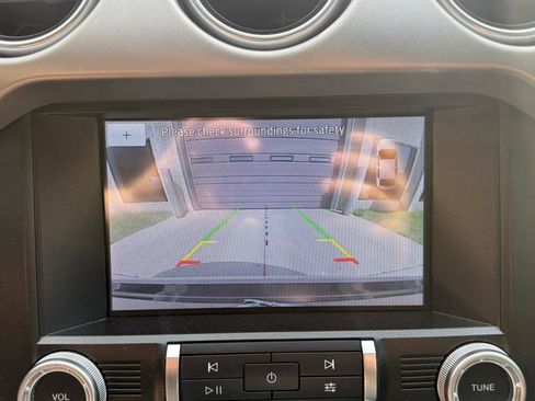 Used 2020 Ford Mustang Premium RWD image 17