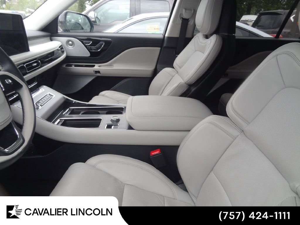 Used 2025 Lincoln Aviator Reserve w/ Equipment Group 201A AWD/4WD image 6