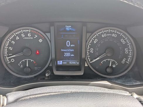 Used 2020 Toyota Tacoma TRD Off-Road AWD/4WD image 21