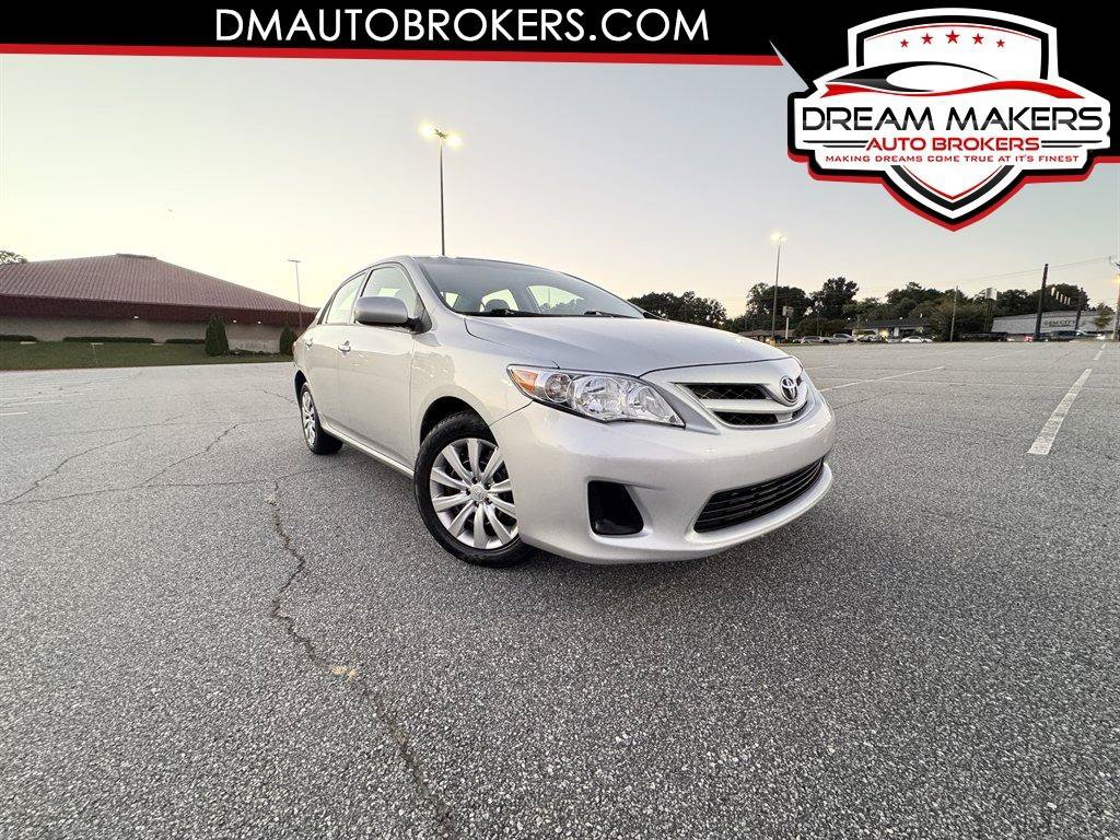 Used 2012 Toyota Corolla LE FWD image 1