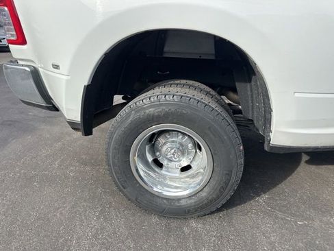 Used 2024 RAM 3500 Big Horn image 9