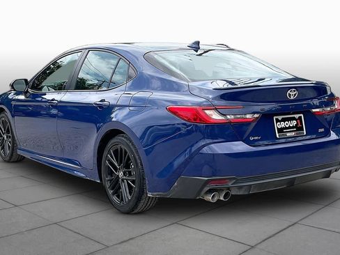 Used 2025 Toyota Camry SE FWD image 12