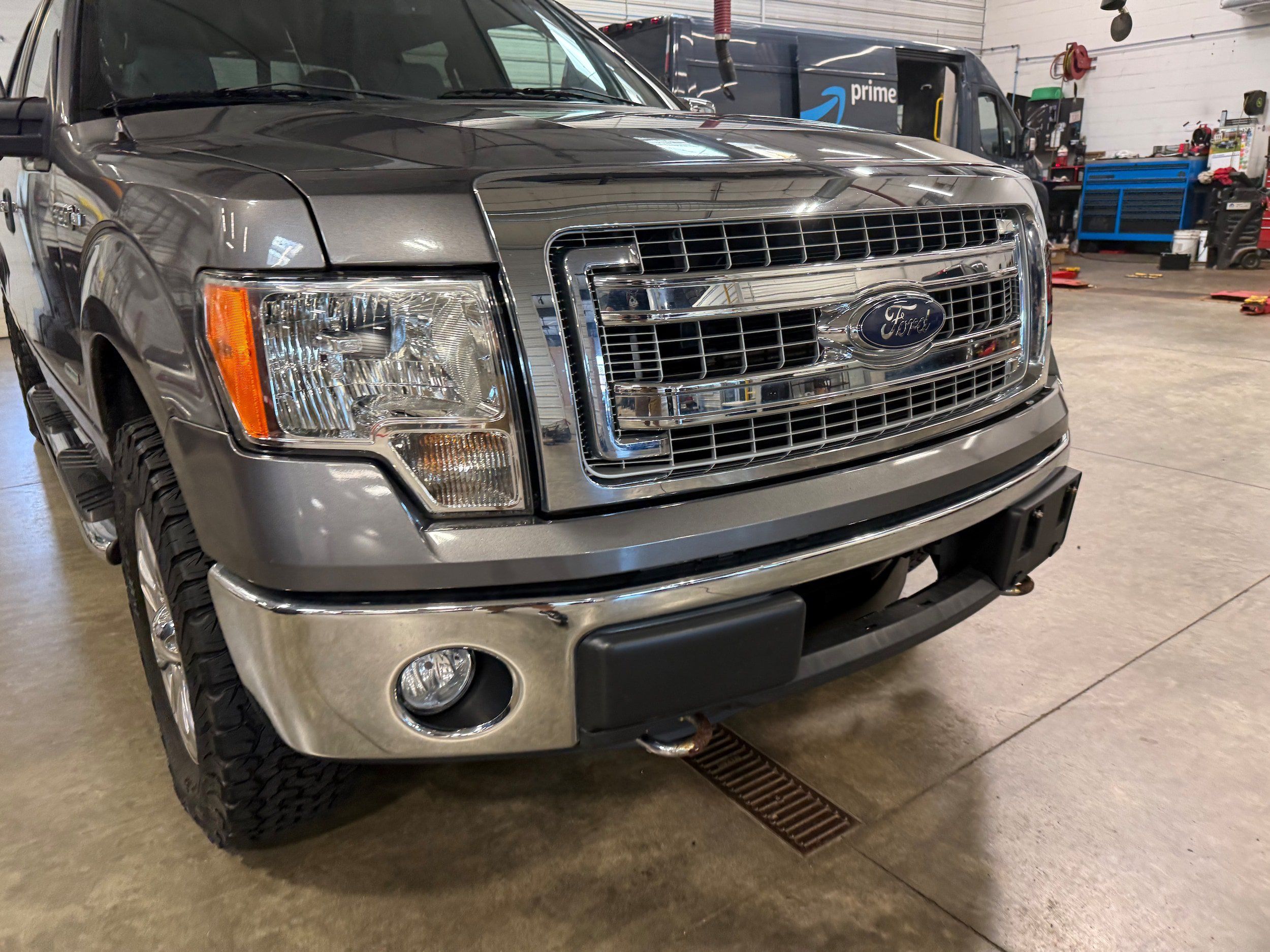 Used 2013 Ford F150 XLT w/ Luxury Equipment Group AWD/4WD image 2