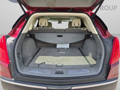 Used 2017 Cadillac XT5 Luxury w/ Driver Awareness Package FWD image 30