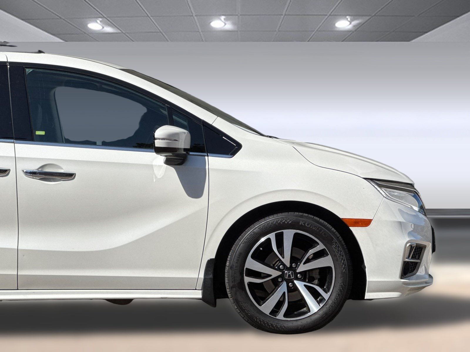 Used 2019 Honda Odyssey Elite image 37