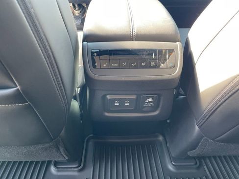 New 2026 Nissan Pathfinder Platinum w/ Cargo Package AWD/4WD image 5