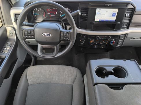 Used 2025 Ford F350 XLT AWD/4WD image 29