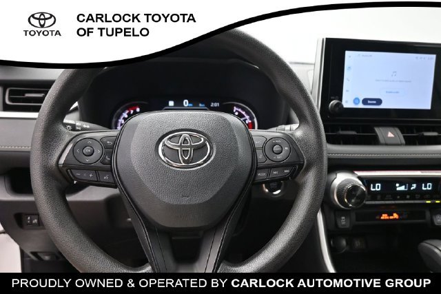 Used 2024 Toyota RAV4 XLE FWD image 27