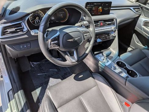 Used 2025 Genesis G70 2.5T RWD image 16