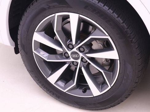 Certified 2024 Audi Q5 2.0T Premium w/ Convenience Package AWD/4WD image 22