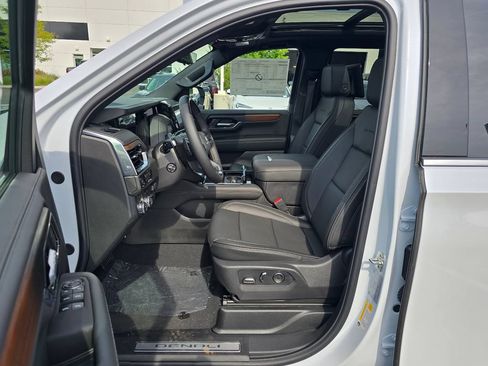 New 2026 GMC Yukon Denali w/ Denali Reserve Package AWD/4WD image 22