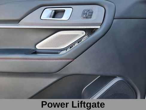 Used 2025 Ford Explorer ST AWD/4WD image 8