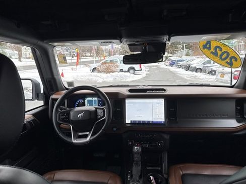 Used 2024 Ford Bronco Outer Banks image 21