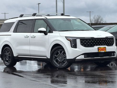 New 2026 Kia Carnival SX image 2