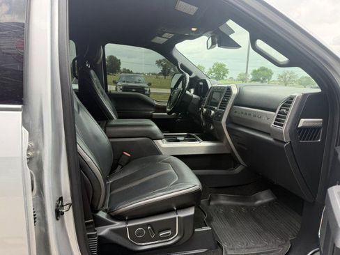 Used 2017 Ford F250 Platinum image 8