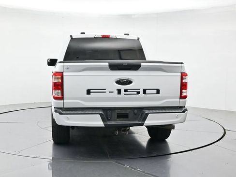 Certified 2022 Ford F150 XL w/ STX Black Appearance Package AWD/4WD image 8