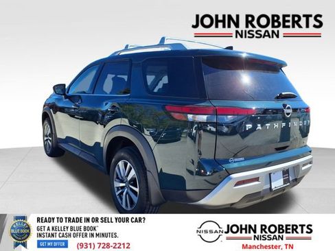 Certified 2024 Nissan Pathfinder SL image 15