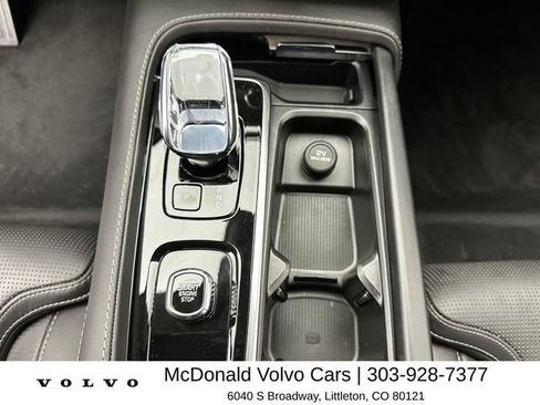 Certified 2023 Volvo XC90 B6 Ultimate AWD/4WD image 19