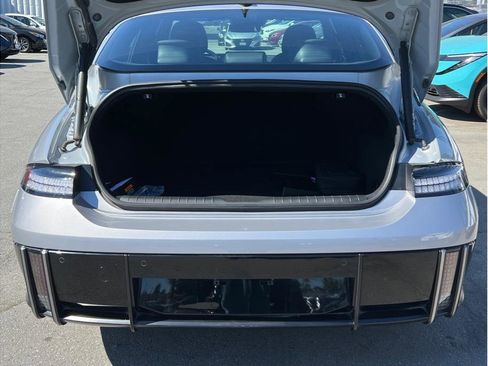 Used 2024 Hyundai Ioniq 6 SEL image 5