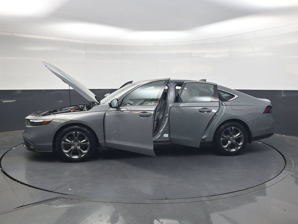 Used 2023 Honda Accord EX-L image 34