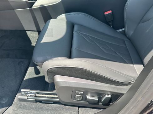 New 2026 BMW X3 xDrive30 w/ Premium Package image 12