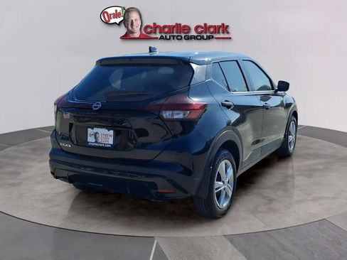 Used 2025 Nissan Kicks Play S image 5