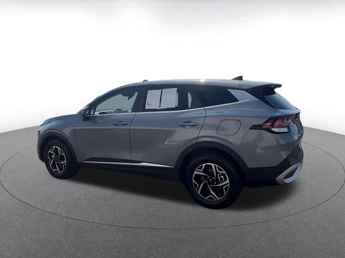 Used 2025 Kia Sportage LX FWD image 8
