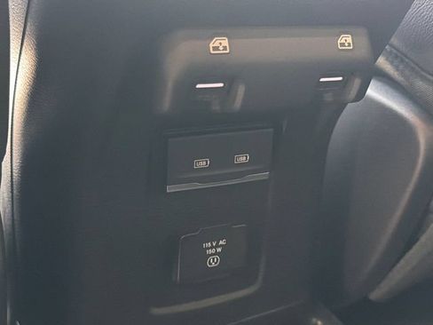 Used 2024 Jeep Wrangler Unlimited Sahara AWD/4WD image 22
