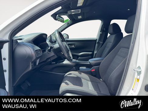 Used 2024 Honda HR-V Sport image 10