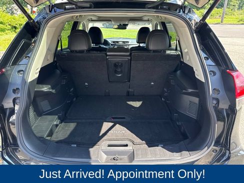 Used 2019 Nissan Rogue SL w/ Premium Package AWD/4WD image 10
