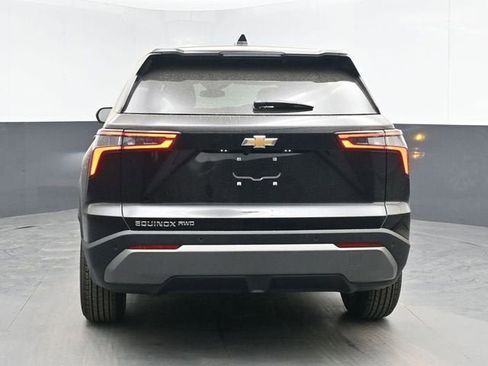 New 2026 Chevrolet Equinox LT w/ LPO, Floor Liner Package AWD/4WD image 13