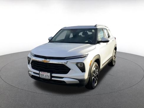 Used 2025 Chevrolet TrailBlazer LT image 7