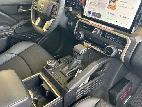 New 2026 Toyota Tacoma TRD Off-Road AWD/4WD image 17