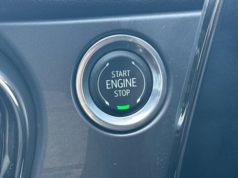 Used 2025 Chevrolet Blazer RS image 36