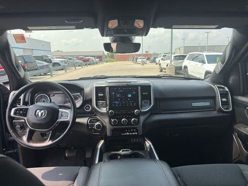 Used 2022 RAM 1500 Big Horn AWD/4WD image 30
