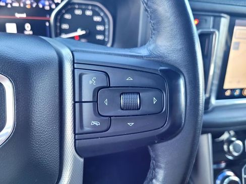 Used 2021 GMC Yukon Denali w/ Denali Ultimate Package AWD/4WD image 23