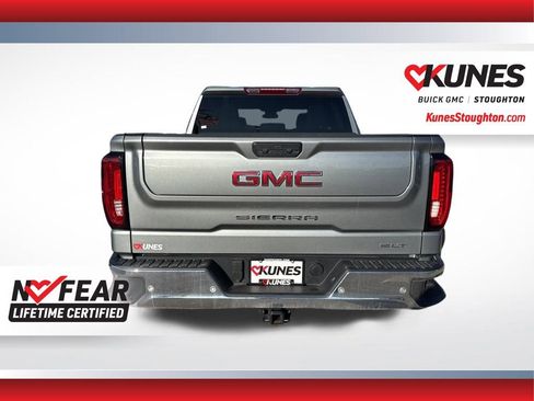 Used 2025 GMC Sierra 1500 SLT image 9