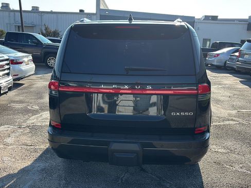 Used 2026 Lexus GX 550 w/ Accessory Package (2T) AWD/4WD image 6