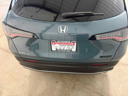 Used 2024 Honda HR-V Sport image 16