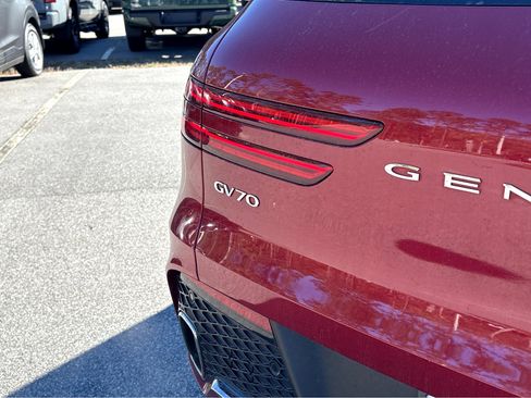 Used 2025 Genesis GV70 2.5T image 28