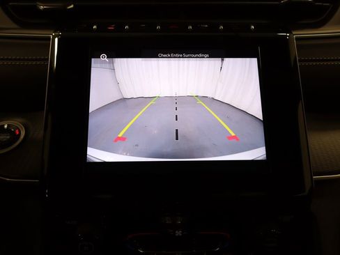 New 2026 Jeep Grand Cherokee Laredo image 22