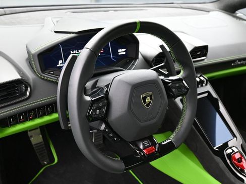 Used 2023 Lamborghini Huracan Tecnica RWD image 17