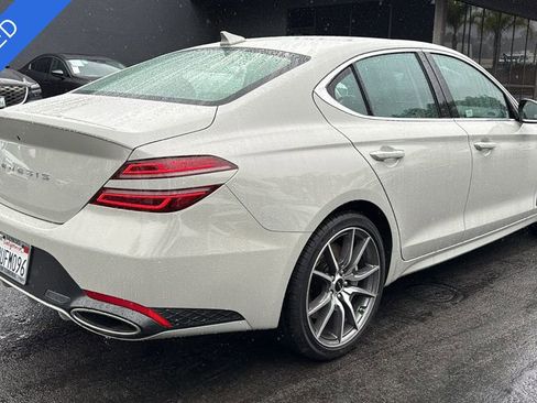 Used 2026 Genesis G70 2.5T image 3