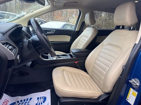 Used 2024 Ford Edge SEL w/ Convenience Package image 15