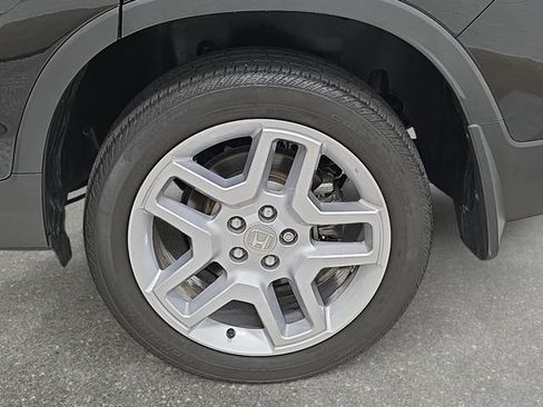 Used 2024 Honda Passport EX-L image 33